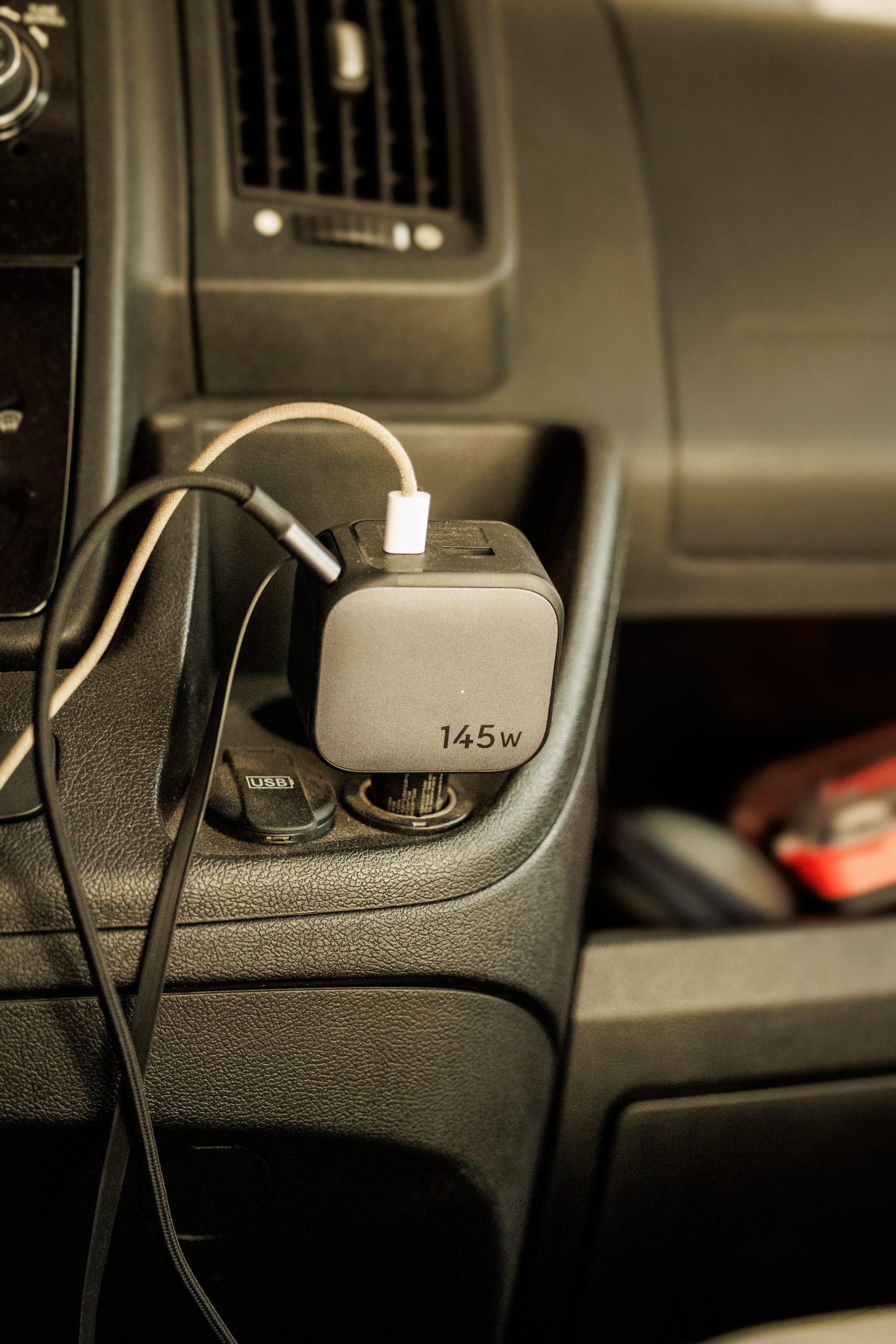 recharger appareil en camping-car